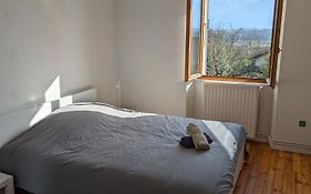 Appart 65m2 avec 2 chambres dans ferme rénovée - Parking gratuit - Grande vue montagnes